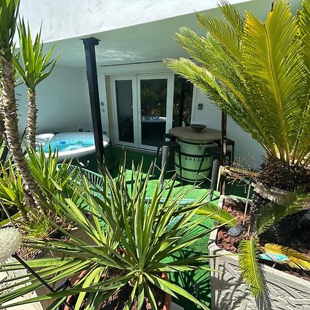 Appart-One Terrasse Jacuzzi Parking Carcassonne Exterior foto
